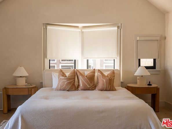 1715 S Kingsley Drive, Los Angeles CA 90006