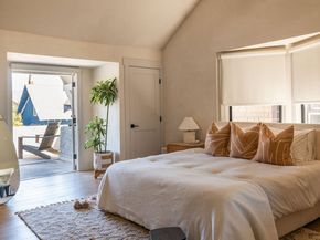 1715 S Kingsley Drive, Los Angeles CA 90006