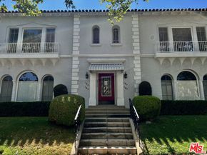 143 N Sycamore Avenue, Los Angeles CA 90036