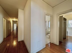 143 N Sycamore Avenue, Los Angeles CA 90036