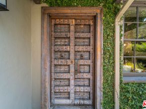 6626 Cahuenga Terrace, Los Angeles CA 90068