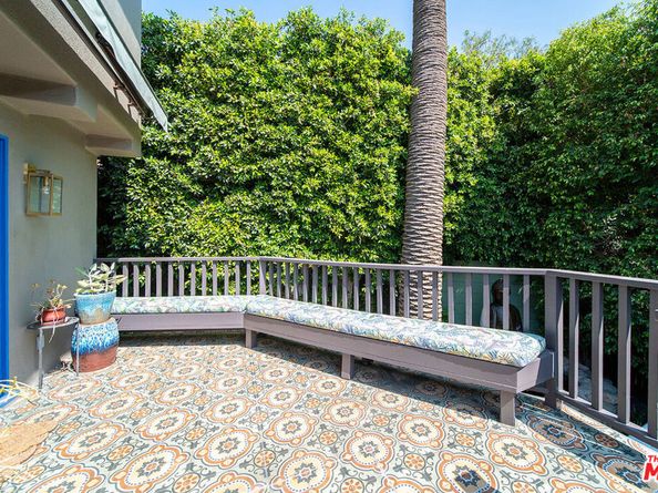 6626 Cahuenga Terrace, Los Angeles CA 90068