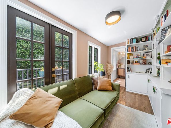 6626 Cahuenga Terrace, Los Angeles CA 90068