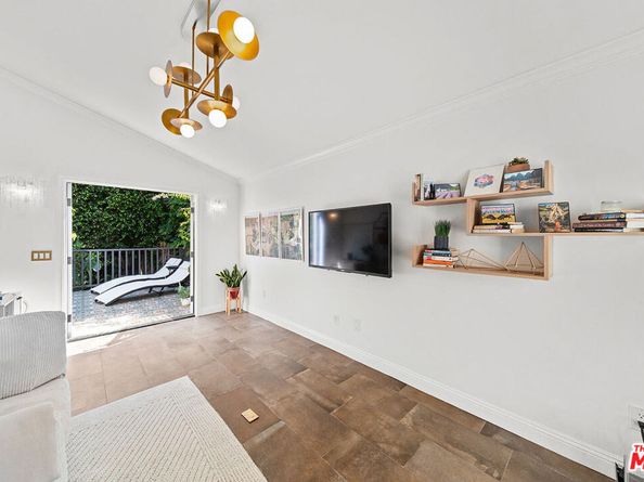 6626 Cahuenga Terrace, Los Angeles CA 90068