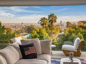 7924 Hillside Avenue, Los Angeles CA 90046