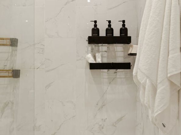 2121 James M Wood Boulevard 124, Los Angeles CA 90006