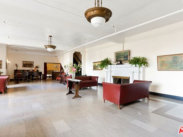 2121 James M Wood Boulevard 124, Los Angeles CA 90006