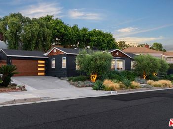 3823 Lorado Way