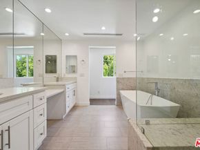 5114 Cedros Avenue, Sherman Oaks CA 91403