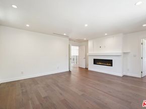 5114 Cedros Avenue, Sherman Oaks CA 91403