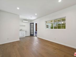 5114 Cedros Avenue, Sherman Oaks CA 91403