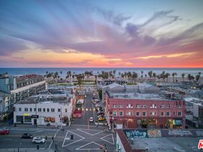 1308 Cabrillo Avenue, Venice CA 90291