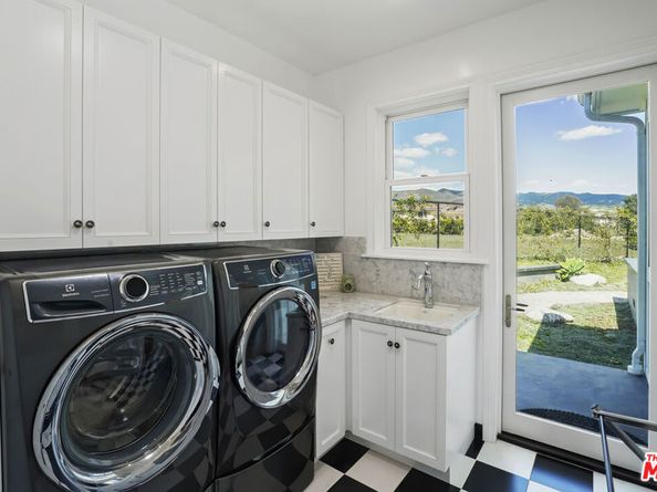 6544 Wandermere Road, Malibu CA 90265