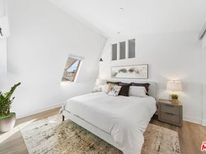 1228 21st Street A, Santa Monica CA 90404