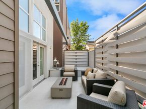 1228 21st Street A, Santa Monica CA 90404