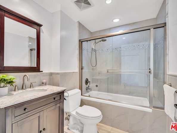 927 S Wooster Street 2, Los Angeles CA 90035