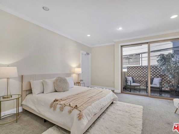 927 S Wooster Street 2, Los Angeles CA 90035
