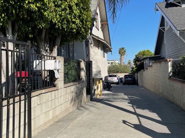 524 N Cummings Street, Los Angeles CA 90033