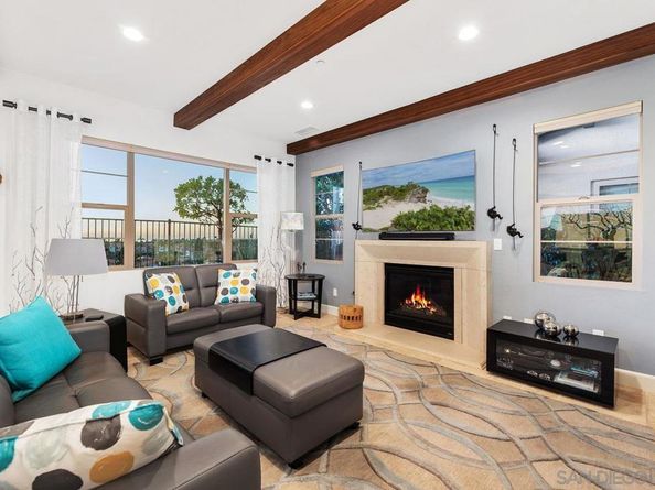 6685 Sweetclover Lane, Carlsbad CA 92011