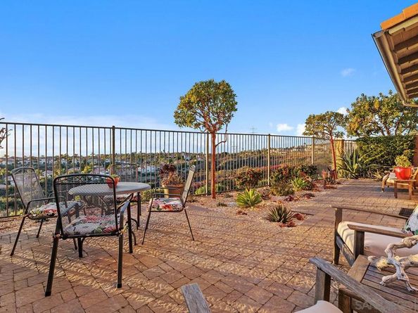 6685 Sweetclover Lane, Carlsbad CA 92011
