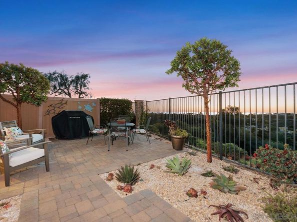 6685 Sweetclover Lane, Carlsbad CA 92011
