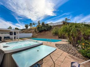 9760 Pebble Beach Dr, Santee CA 92071