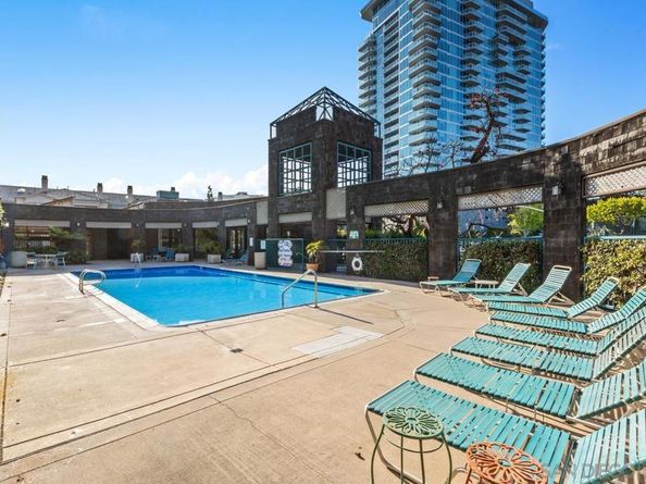 4353 Nobel Dr 64, San Diego CA 92122