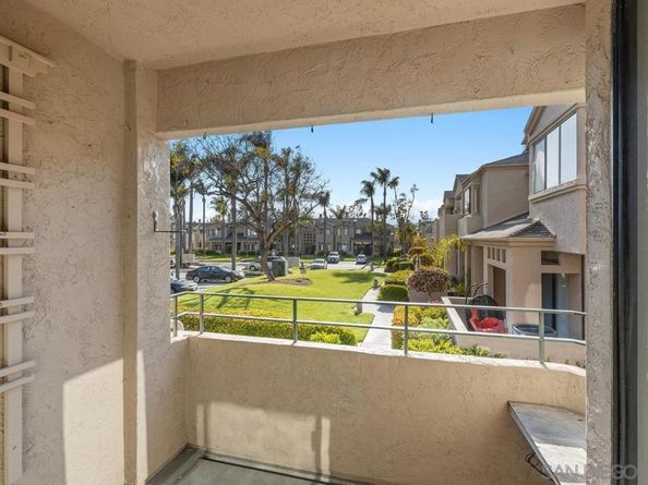 4353 Nobel Dr 64, San Diego CA 92122