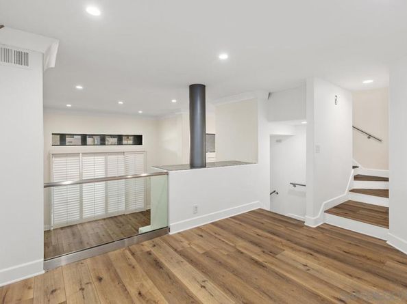 4353 Nobel Dr 64, San Diego CA 92122