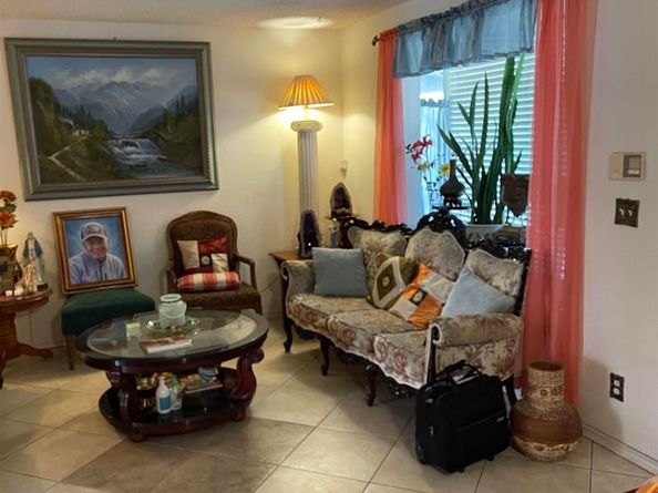 7483 Tooma B, San Diego CA 92139