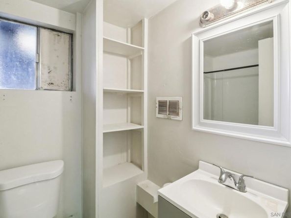 8800 Gardena Rd, Lakeside CA 92040