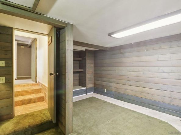 8800 Gardena Rd, Lakeside CA 92040