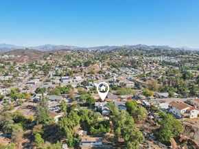 8800 Gardena Rd, Lakeside CA 92040