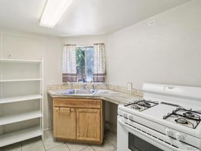 8800 Gardena Rd, Lakeside CA 92040