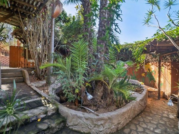 8800 Gardena Rd, Lakeside CA 92040