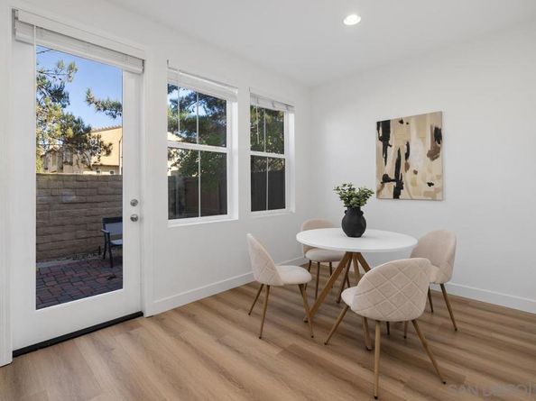 13285 Calle Del Campo 5, San Diego CA 92129