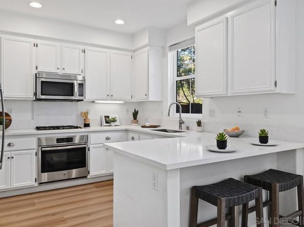 13285 Calle Del Campo 5, San Diego CA 92129