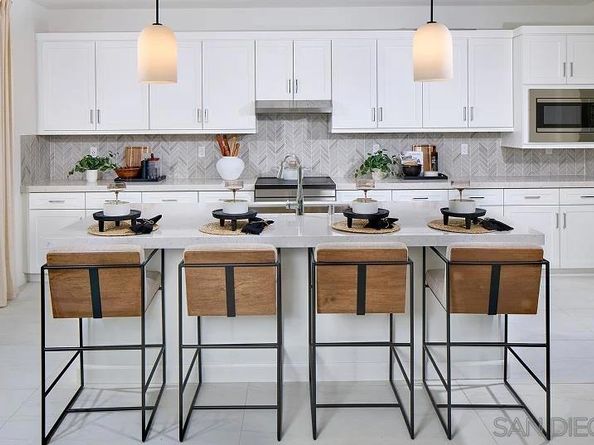 104 Mellano, Oceanside CA 92057