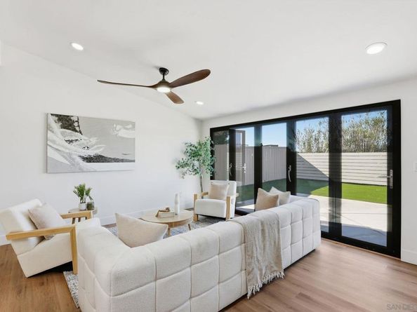 2866 Larkin Place, San Diego CA 92123