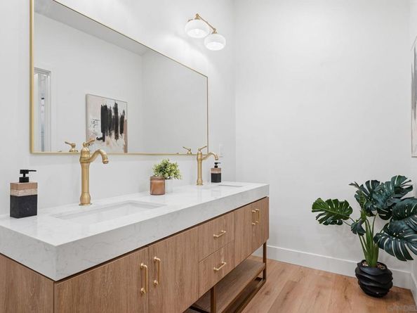 2866 Larkin Place, San Diego CA 92123