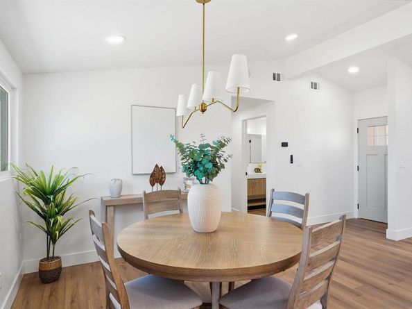 2866 Larkin Place, San Diego CA 92123