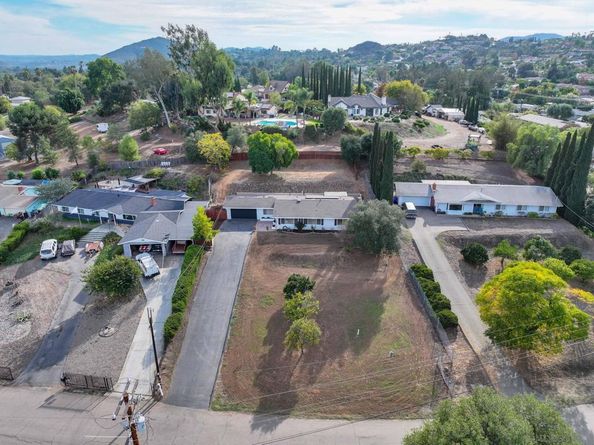 1037 Bushard Drive, Escondido CA 92029