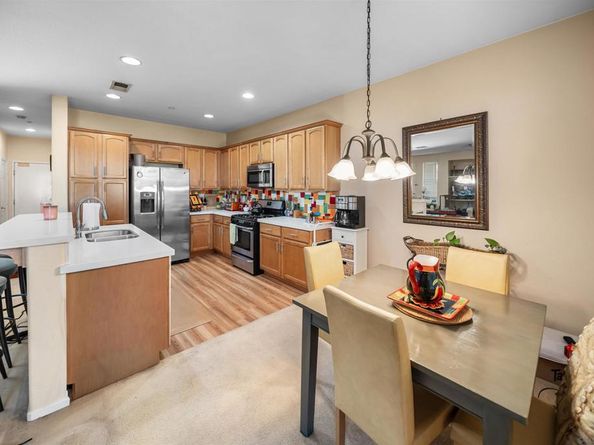 310 Sunset Way 5, Oceanside CA 92058