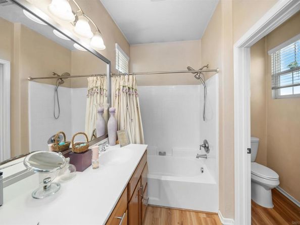 310 Sunset Way 5, Oceanside CA 92058