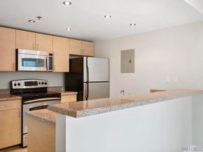 425 W Beech St 1003, San Diego CA 92101