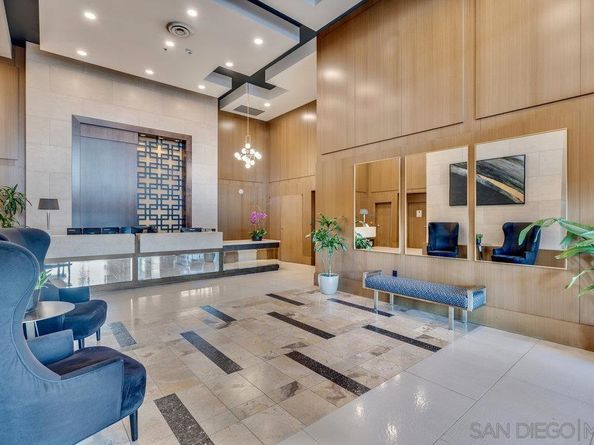 700 W E St 2404, San Diego CA 92101