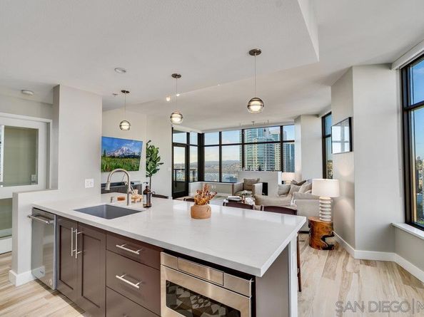 700 W E St 2404, San Diego CA 92101