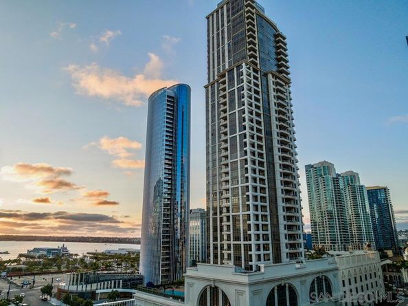 700 W E St 2404, San Diego CA 92101