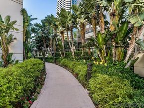 700 W E St 2404, San Diego CA 92101