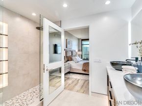 700 W E St 2404, San Diego CA 92101